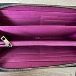 Travelon Sold  Anti-theft Wallet RFID Blocking Wristlet Clutch Wrist Strap NWT Photo 5