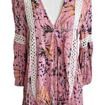 Chicwish  Dress Tunic Womens Size S Floral Crochet Babydoll Swim Cover Up Photo 0