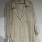 Open Edit  medium button down shirt Photo 0