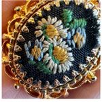 Vintage black and gold tone embroidered flower ring Photo 10