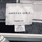 American Eagle  Men’s Classic Fit Button Down Plaid Flannel Shirt Large Photo 2