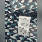 W5  Women's Blue and White Geometric Blouse 🤍💙 Photo 5