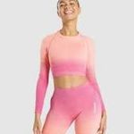 Gymshark  workout top Photo 1