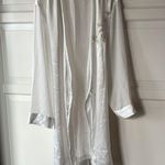 Women’s robe and slip set White Photo 1
