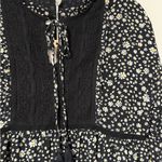In Bloom  size medium peasant blouse daisy pattern black lace panel tasseled neck Photo 5