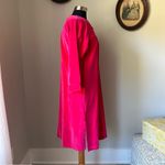 Vintage 1950s bright pink velvet housecoat Photo 4
