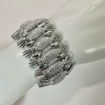 Sarah Coventry silver tone vintage pineapple bracelet in original box Photo 0