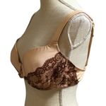 NWOT 3D Illusion Lace T Photo 4