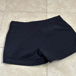 Old Navy  Women Casual Everyday Black Shorts size 6 Photo 4