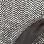 Lulu lemon size 4 crop leggings Photo 1