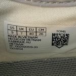 Toms  Gray & White TRVL LITE Low Canvas Sneaker Photo 3