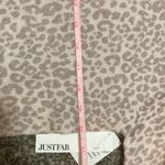 Just Fab Boxy Cropped Sweater Photo 9