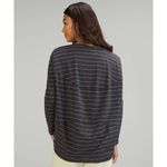 Lululemon EUC Back In Action Long Sleeve Shirt, Short Serve Stripe Gry/Wht, Sz 4 Photo 1