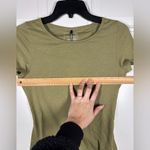 Universal Standard NWT  Olive Green MIA Short Sleeve Tee Women's 4XS (XS) Photo 3
