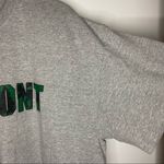 Gildan Vermont Graphic gray short sleeve T-shirt Photo 4