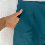 Fabletics Short Length High Waisted Hybrid Cargo Pants Stretch Pockets Skinny Photo 3