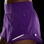 Lululemon  - Hotty Hot HR Lined Short 2.5" - $68 - Size 10 Photo 5