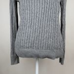 IZOD  Gray Cable Knit Pullover Crew Neck Long Sleeve Sweater Size Small Photo 2