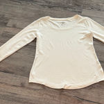 Isaac Mizrahi  women's long sleeve shirt no signs of wear size xxs runs big! Photo 0