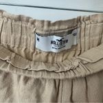 Hollister Beige Cream Women's Juniors Shorts M Medium waist 30” 32” 34” Photo 1