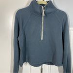 Vuori  Sedona Half Zip Pullover Size Medium gray blue color Photo 3