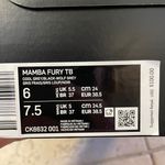 Nike Kobe Sneaker Photo 4