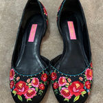 Betsey Johnson  floral embroidered black flats size 7 Photo 0