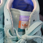 Mint colored adidas men’s shoes size 8 Blue Photo 4