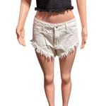 SheIn women’s white denim frayed hem shorts M/30 Photo 1