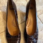 Sofft Rivoli Faux Crocodile Brown Patent Leather Kitten Heels Photo 1