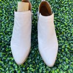 Banana Republic Franco sarto women Stylish Cream Ankle Boots, size 9 Photo 1
