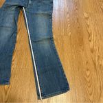 Old Navy MEDIUM WASH LOW RISE WIDE LEG TROUSER STYLE JEANS WOMEN’S SZ 10 Photo 3