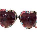 Betsey Johnson  Heart-Shaped Floral Sunglasses stripes  pink Y2K chic funky cute Photo 5