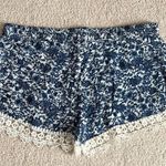 Breeze ever Boho Cute Shorts, Size L Photo 3