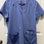 Beyond Scrubs Blue Women’s Scrub Top Medium Medical Shirt M Pockets Photo 0