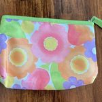 Clinique NEW Cosmetic Case Floral Daisies Pastel Large Zip Makeup Bag NWOT Photo 3