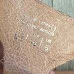 ALDO Woman’s Brown & Coral Strap Leather Wedge Gold Buckle Sandals Sz 8.5 Photo 4