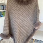 Le Moda Knit Poncho Faux Fur Cable Elegant Quiet Luxury Old Money Neutral OS Brown Size undefined Photo 0