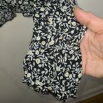 SheIn Boho Ditzy Daisy Print Crop Front Tie Shirt (M) Photo 3