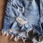 Abercrombie & Fitch Curve Love The Mom High Rise Distressed Jean Shorts Sz 0/25 Photo 4