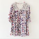 Umgee  white floral tunic lace detail back Photo 5