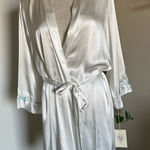 In Bloom by Jonquil Bridal Robe Rhinestone White Size undefined Photo 0