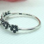 Blooming Five Flower Ring | Size 8 Silver Photo 3