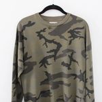 Aritzia / TNA Chiemsee Camo T-Shirt in Grapeleaf & Peat NWOT Photo 11