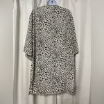 Betsey’s Boutique Shop Women’s Lightweight Cardigan Size Small Photo 1