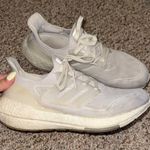 Adidas  White Ultra Boost Women’s 8.5 Photo 0