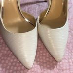 Jessica Simpson Size 5.5 Off White Snakeskin Pattern Heels Photo 4