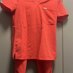 FIGS  technical collection XS scrub top Photo 0