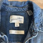 Universal Threads Universal Thread Oversized Button-Down Denim Shirt Medium Wash Size Small Photo 2