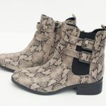 Kennth Cole Reaction. Snake Skin Print Chelsea Boot. Tan Size 7 Photo 5